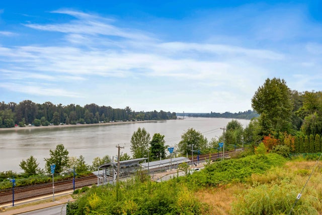 11580 223 Street 312, Maple Ridge