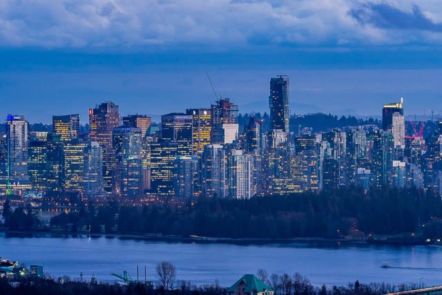 797 Eyremount Drive, West Vancouver