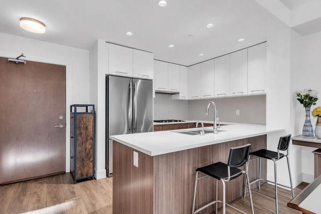 8580 River District Crossing 307, Vancouver