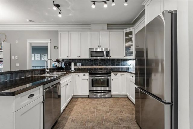 32729 Garibaldi Drive 313, Abbotsford