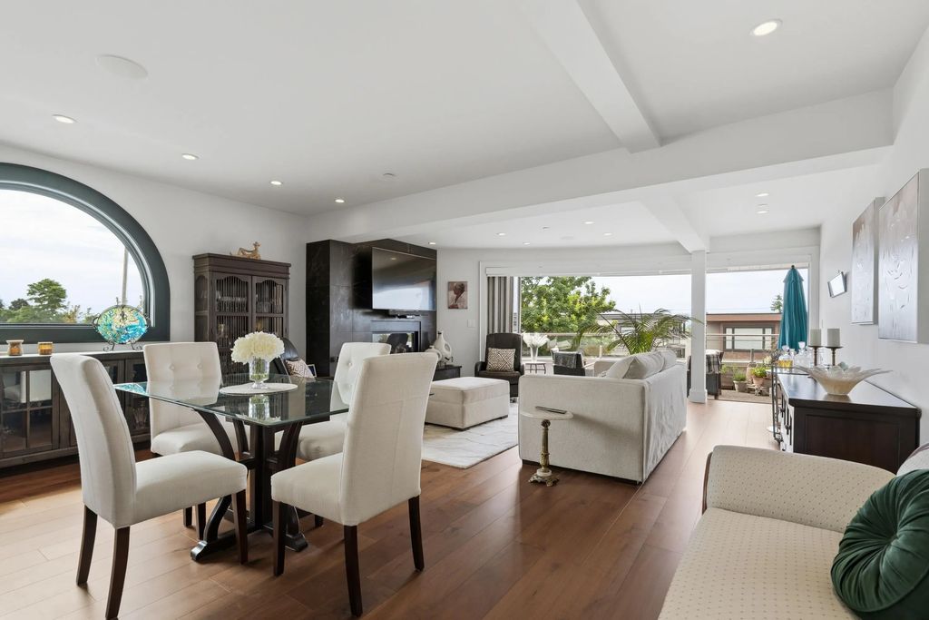15219 Royal Avenue 101, White Rock