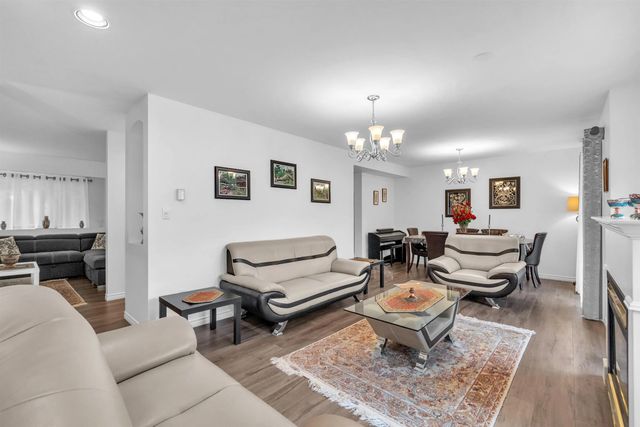 2382 Parkway Boulevard 5, Coquitlam