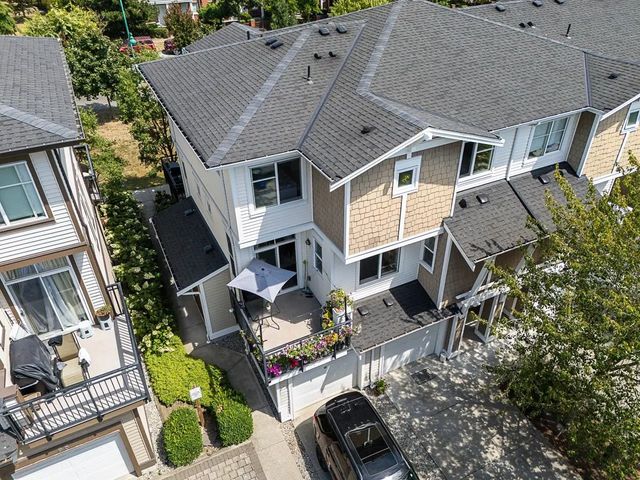 19433 68 Avenue 68, Surrey