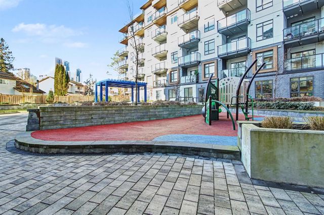 13969 96 Avenue 308, Surrey