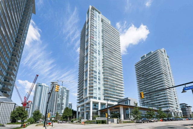 657 Whiting Way 1405, Coquitlam