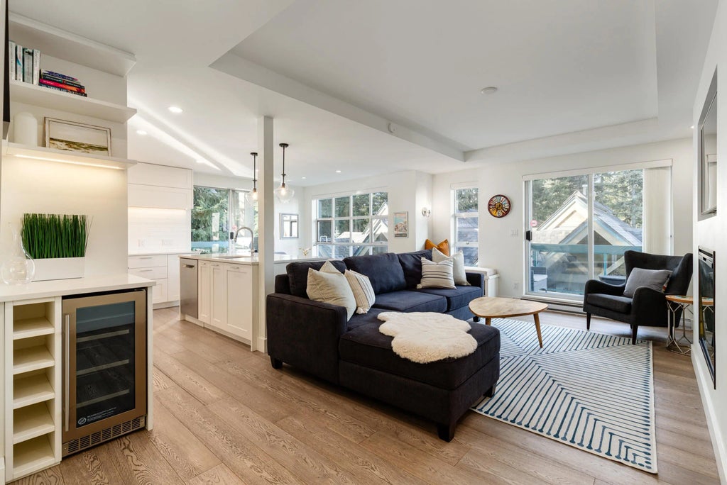 4865 Painted Cliff Road 209, Whistler