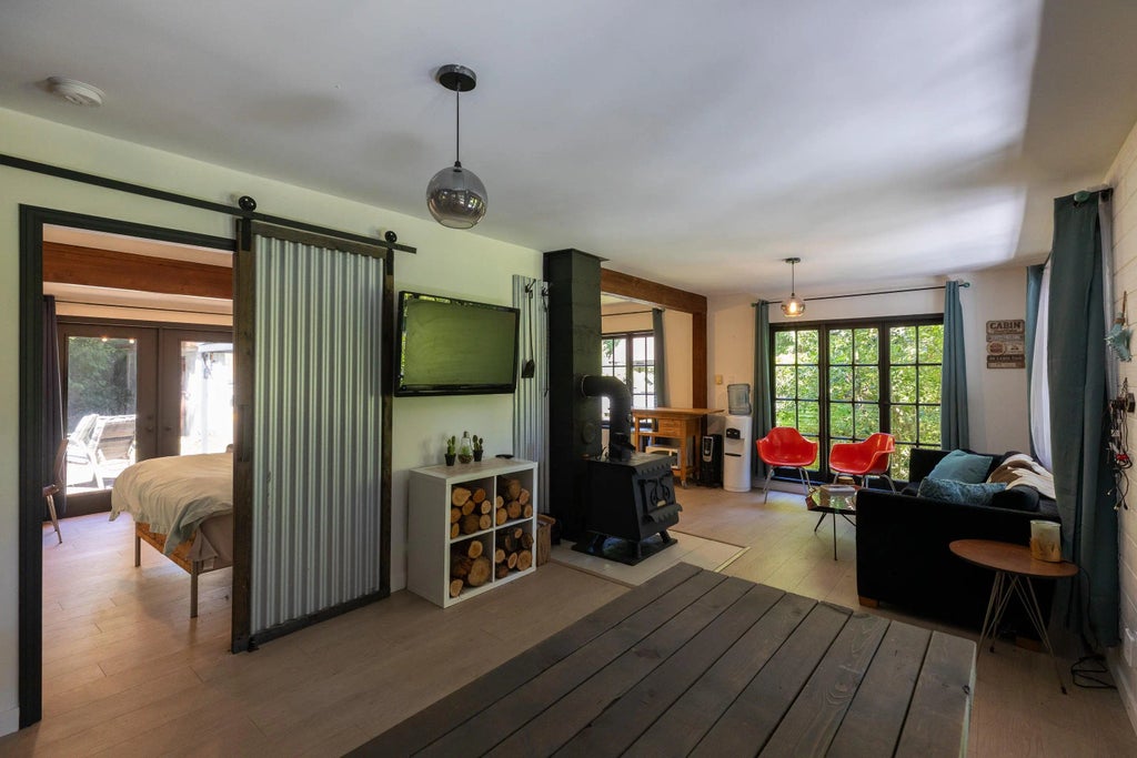 138 Esplanade Road, Keats Island