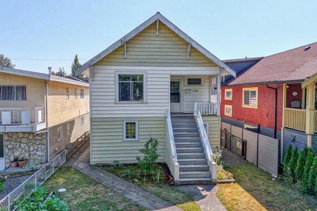 2336 E 45 Avenue, Vancouver