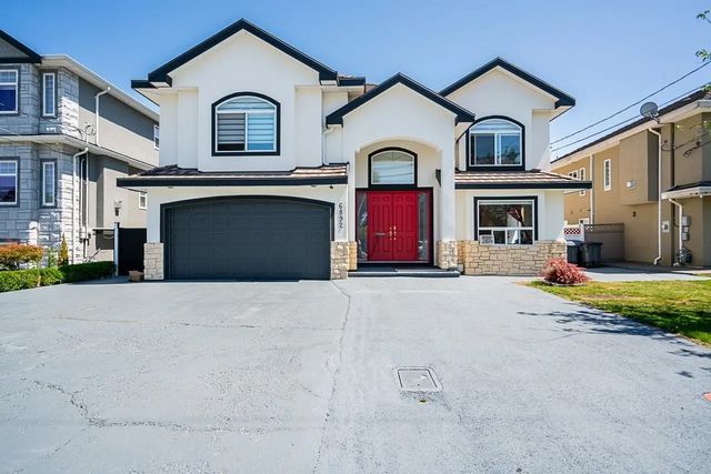 6892 130 Street, Surrey