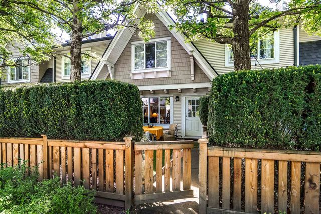 20540 66 Avenue 9, Langley