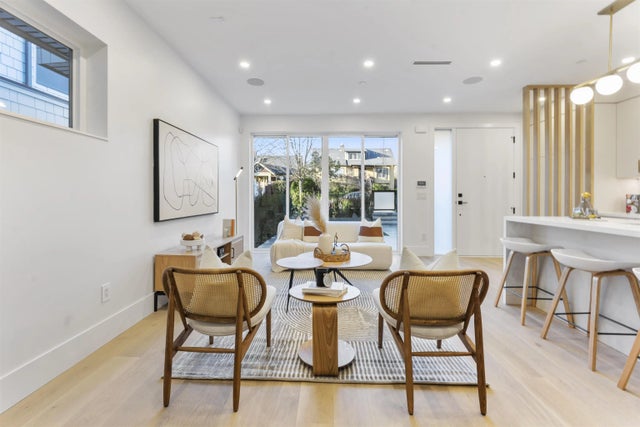 2138 W 48th Avenue 1, Vancouver