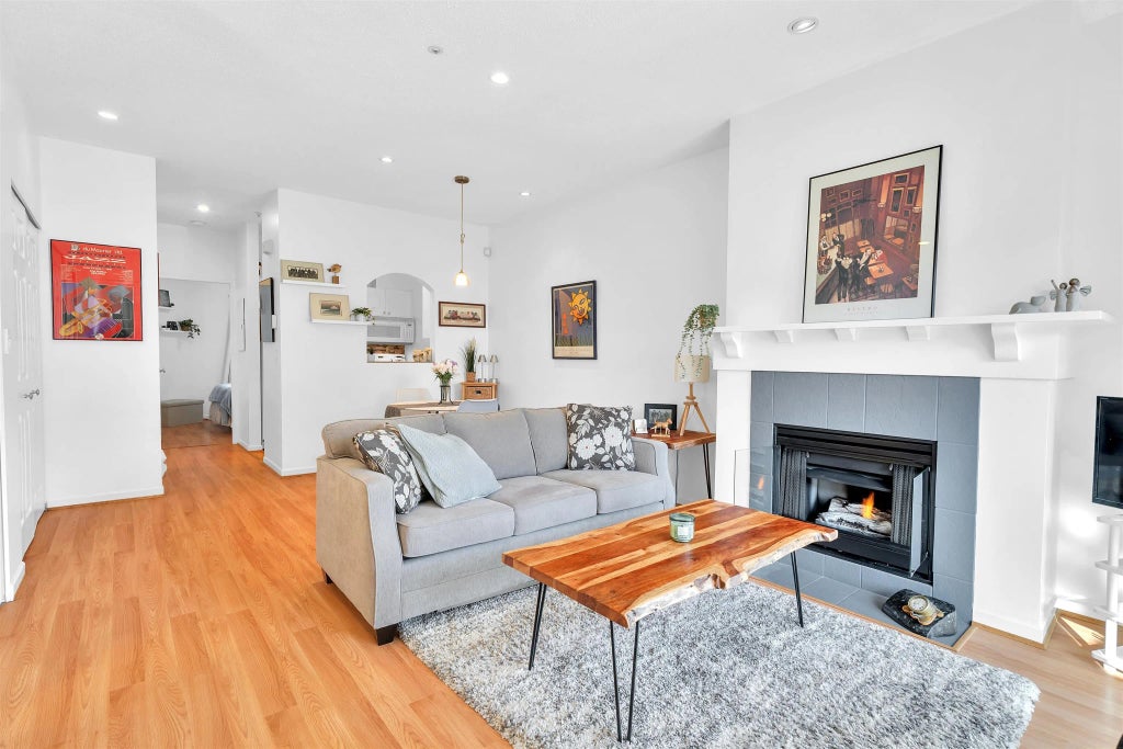 2422 Hawthorne Avenue 56, Port Coquitlam