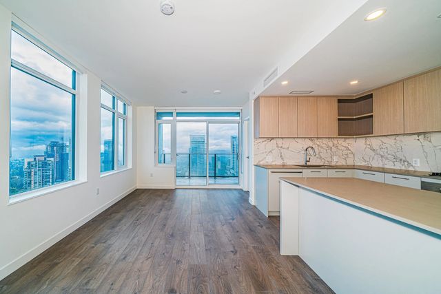 6468 Willingdon Avenue 3506, Burnaby