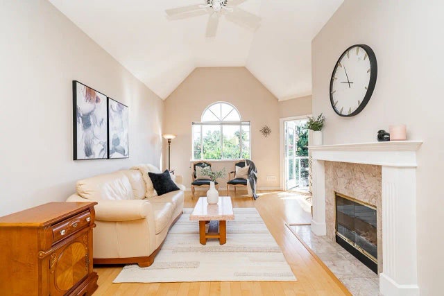 25 Richmond Street 201, New Westminster