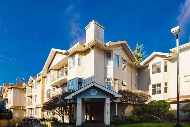 10721 139 Street 204, Surrey