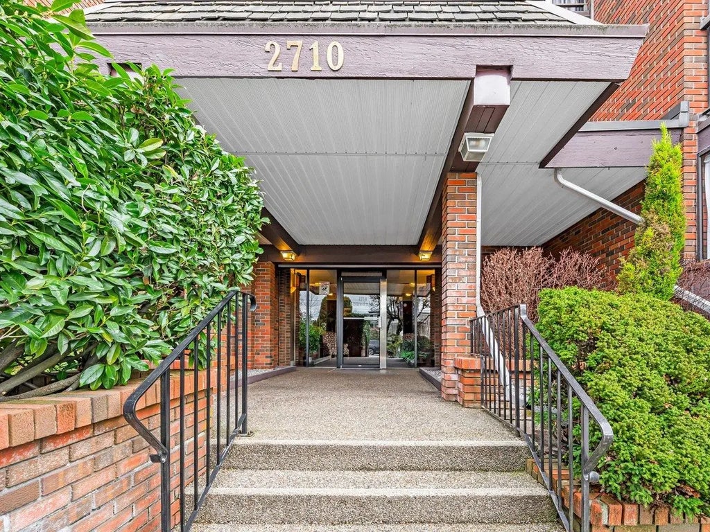 2710 Lonsdale Avenue 301, North Vancouver