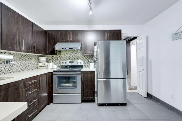 12125 75a Avenue 103, Surrey