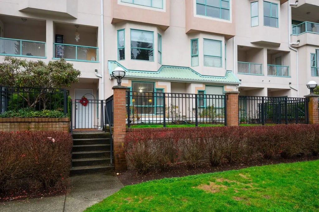 3081 Glen Drive 108e, Coquitlam