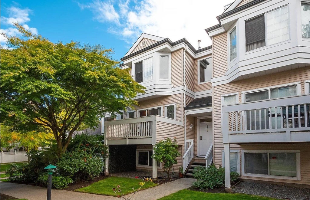 12500 Mcneely Drive 26, Richmond