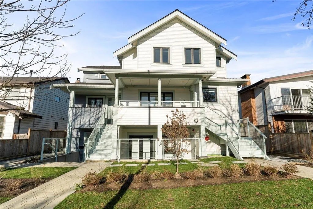 2227 W 16th Avenue, Vancouver