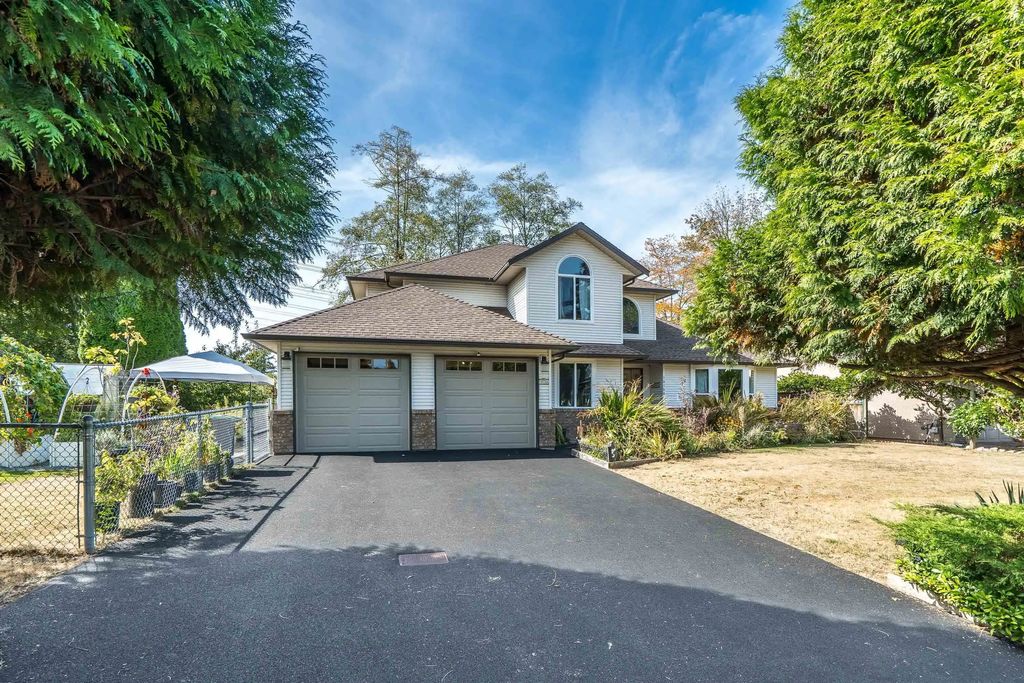 18156 Claytonwood Crescent, Surrey