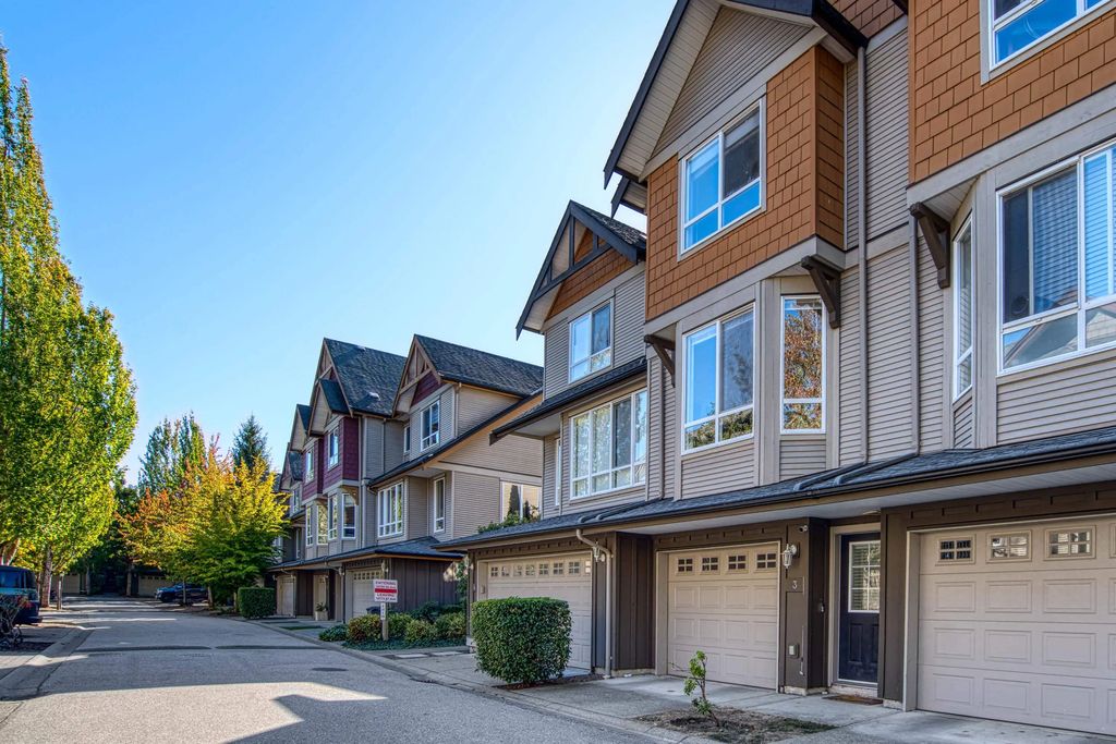 16772 61 Avenue 3, Surrey