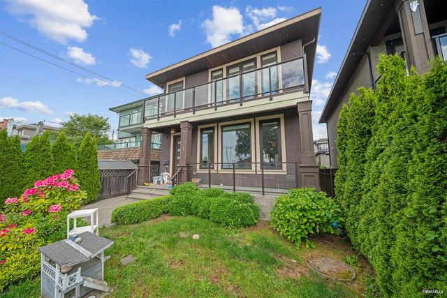 8 Glynde Avenue, Burnaby