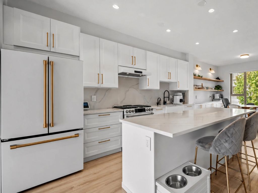 3105 Dayanee Springs Boulevard 186, Coquitlam