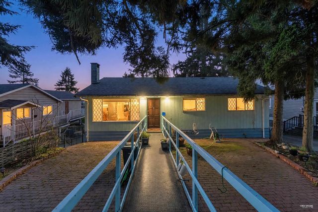 1144 Rochester Avenue, Coquitlam
