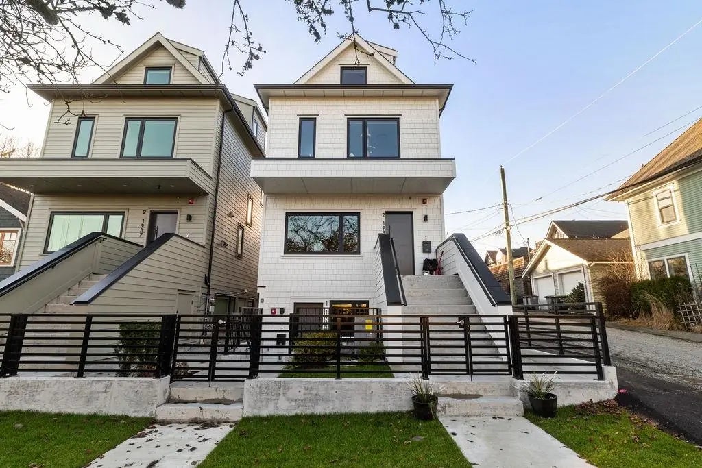 1933 Templeton Drive 1, Vancouver