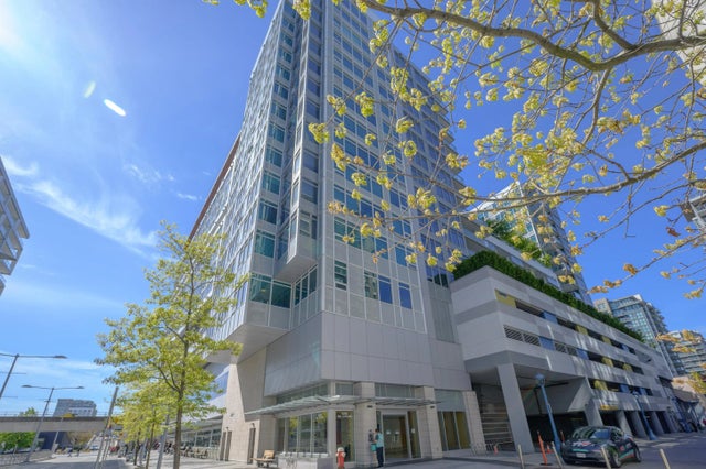 6288 No. 3 Road 560, Richmond