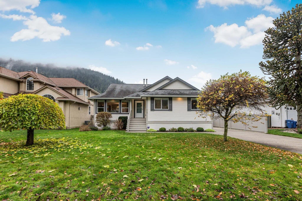 318 Miami River Drive, Harrison Hot Springs