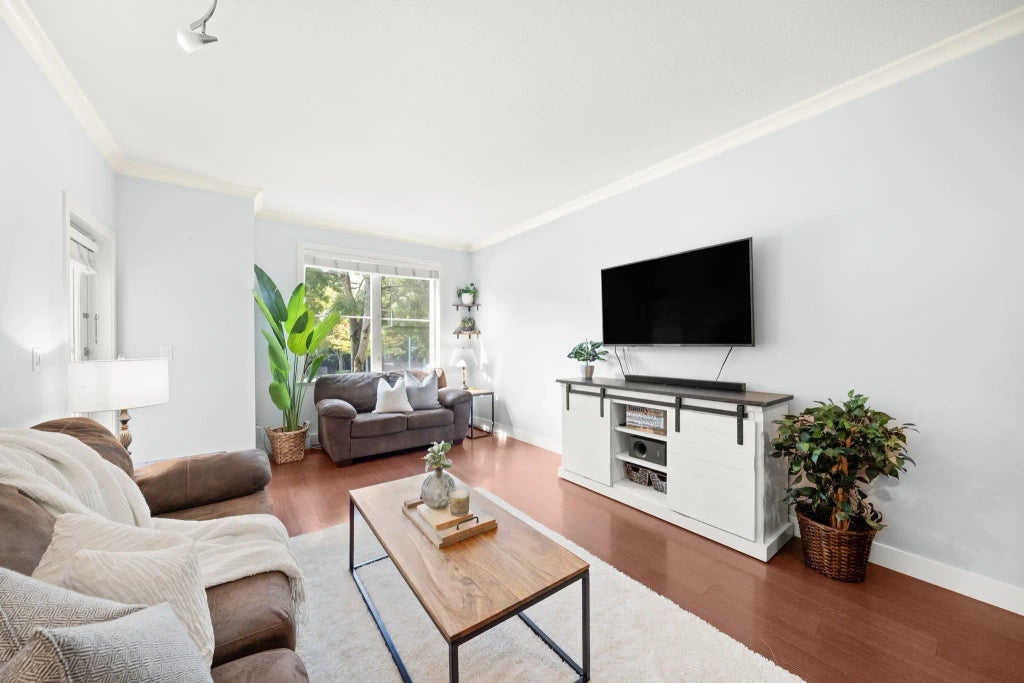 1375 View Crescent 206, Delta