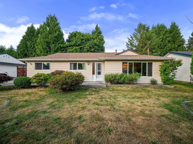667 Cypress Street, Coquitlam