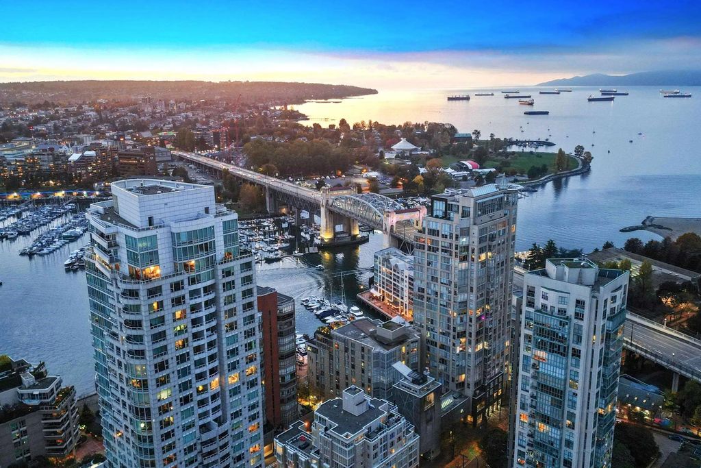 1500 Hornby Street 2201, Vancouver