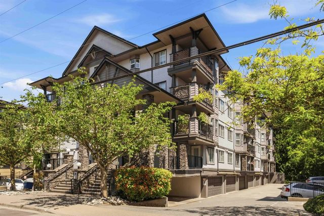 5474 198 Street 105, Langley