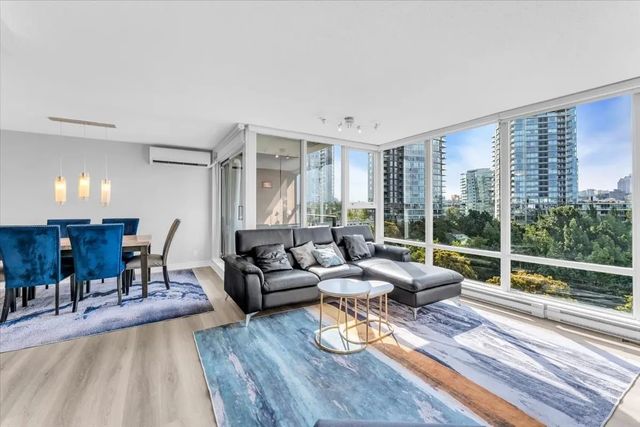 583 Beach Crescent 705, Vancouver