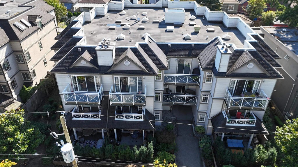 1868 E 11th Avenue 106, Vancouver