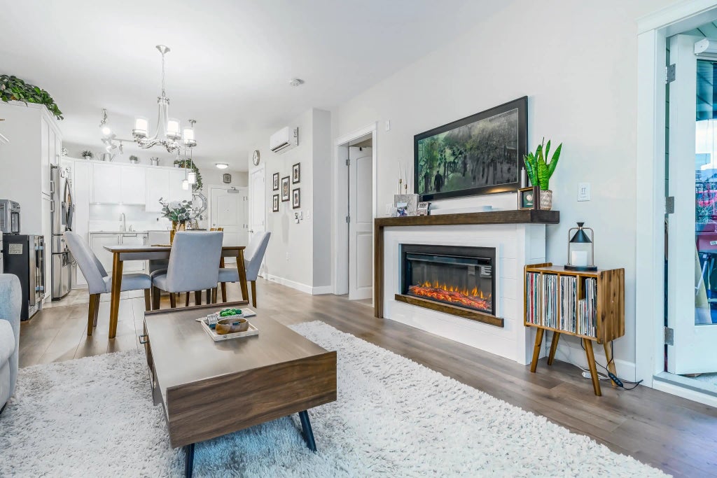 8538 203a Street 104, Langley