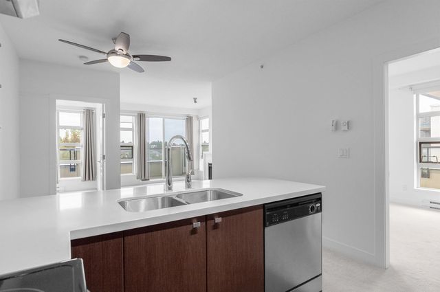 4550 Fraser Street 407, Vancouver