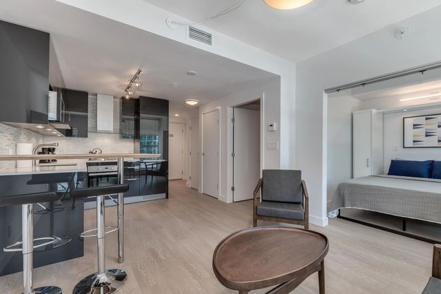 1283 Howe Street 410, Vancouver