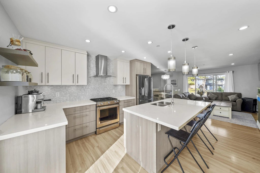 3759 Coast Meridian Road, Port Coquitlam