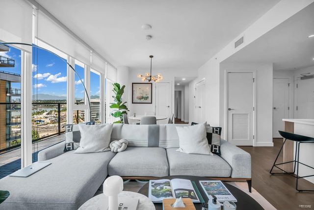8160 Mcmyn Way 1301, Richmond