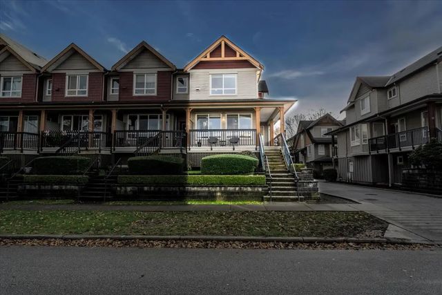 16772 61 Avenue 26, Surrey