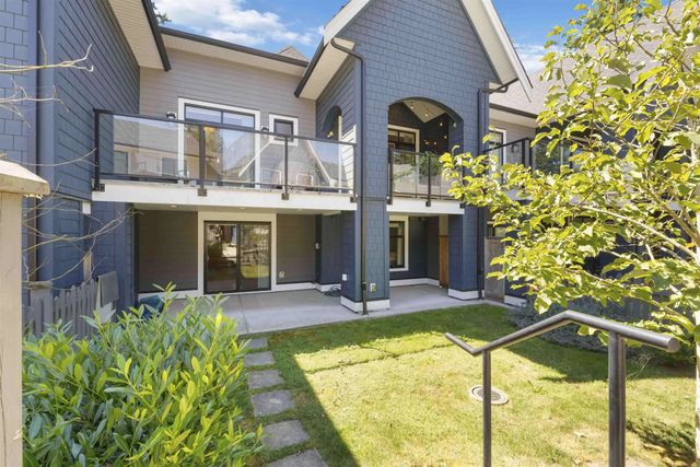 15677 28 Avenue 73, Surrey