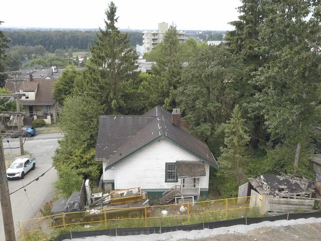 413 Eleventh Street, New Westminster