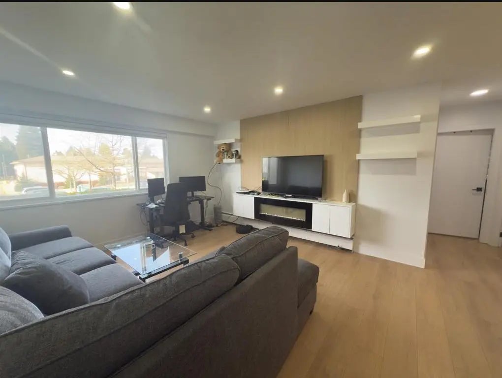 11816 88 Avenue 218, Delta