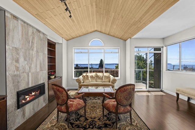 2319 Marine Drive, West Vancouver