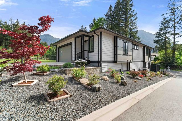 21196 Kettle Valley Road 13, Hope