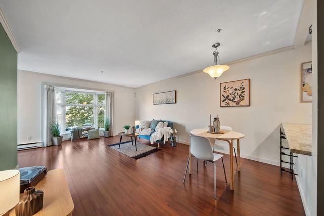 526 Thirteenth Street 305, New Westminster